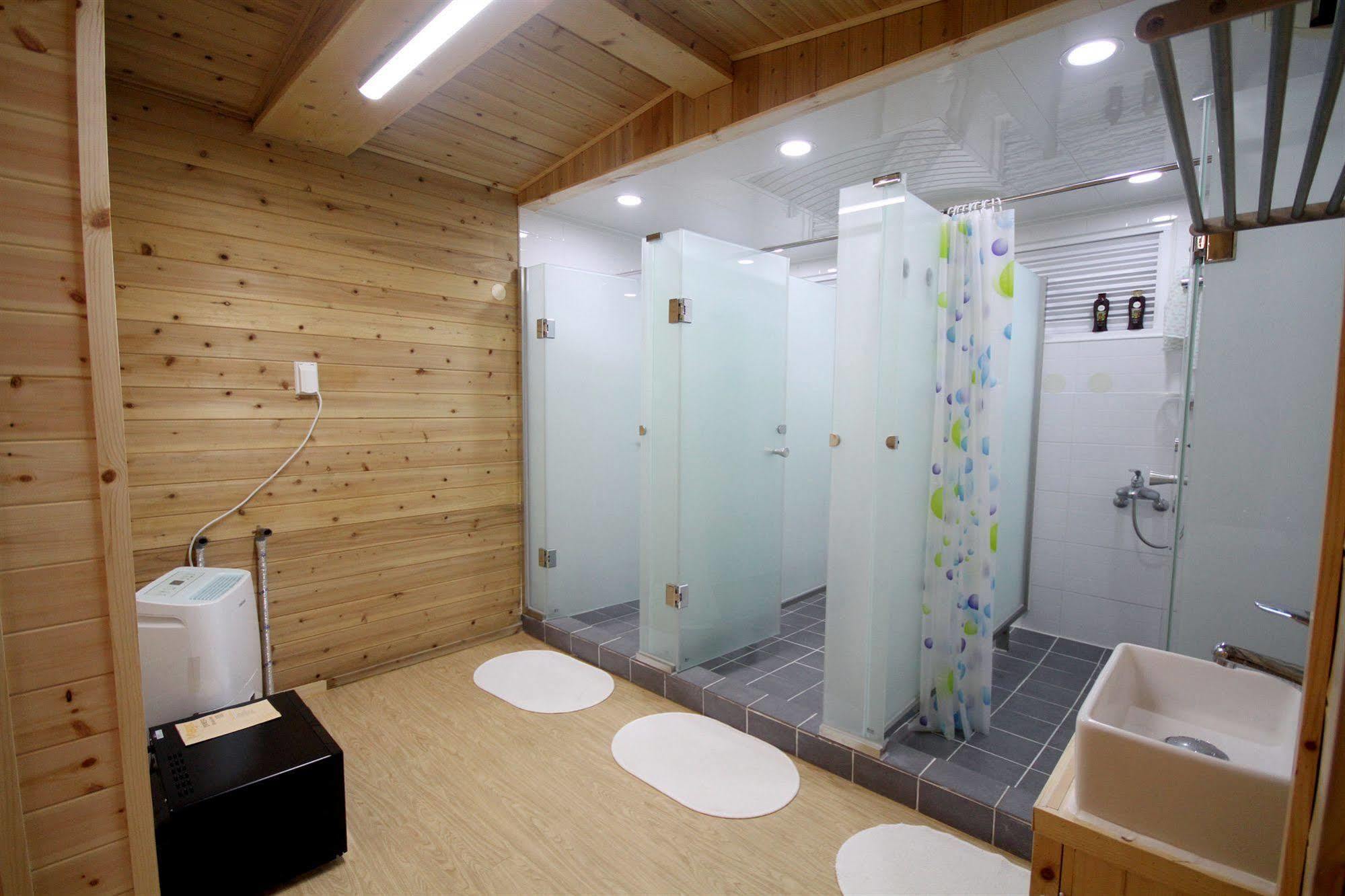 Cheongdam Ladies Guesthouse In Seul Exterior foto
