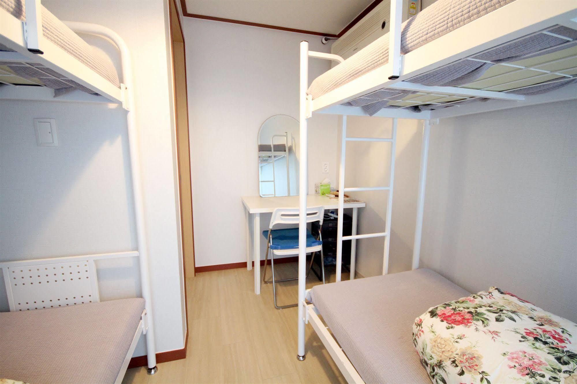 Cheongdam Ladies Guesthouse In Seul Exterior foto